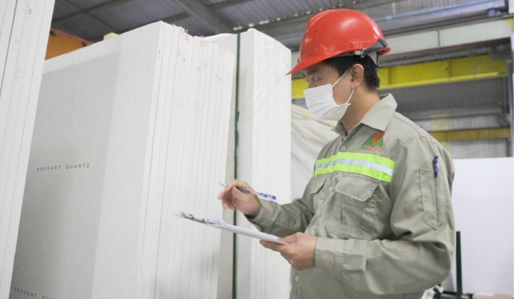 Manufacturing new quartz models at Vinaquartz factory